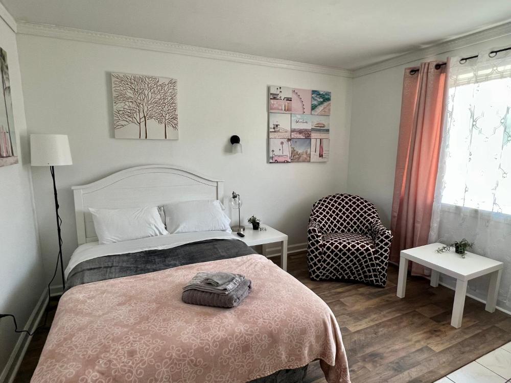 Budget Double Room interior